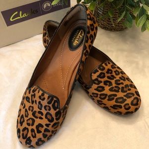 NWT❗️Leopard print calf hair loafers